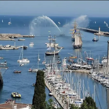 T3 Vue La Corniche *